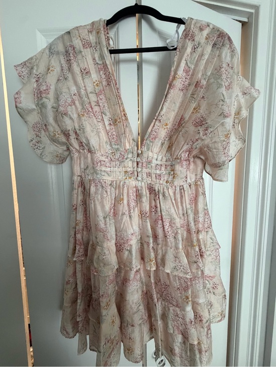 Lulus Dresses & Skirts - Lulu's Cream Floral V-Neck Flutter Sleeve Tunic